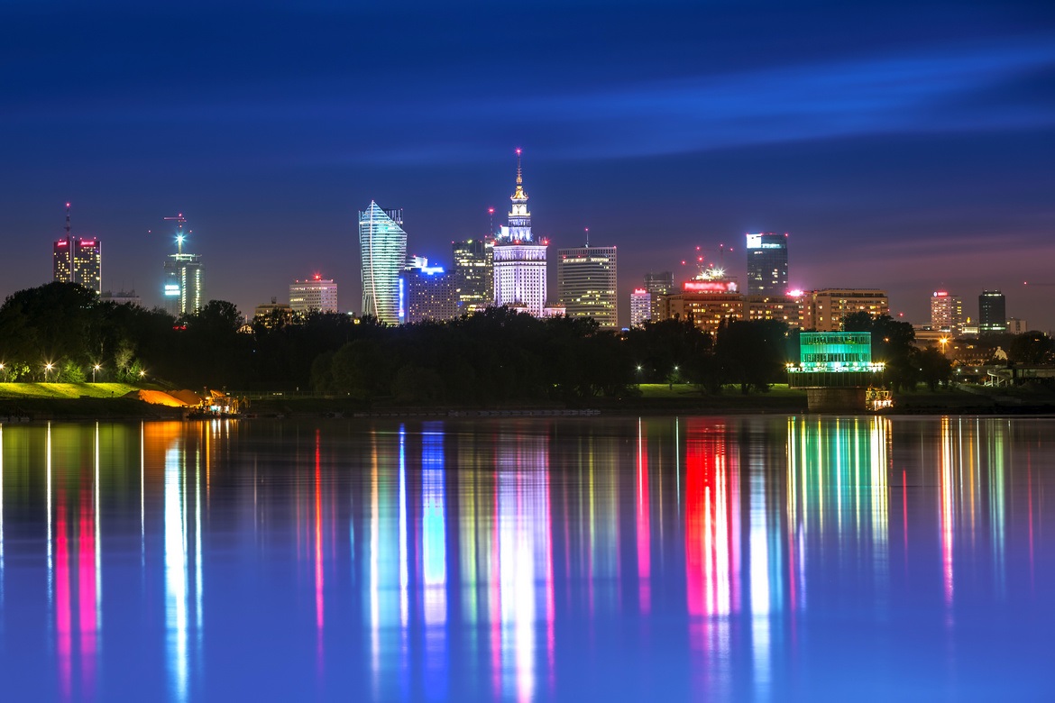 Варшава - хмарочоси у вечірньому підсвітленні