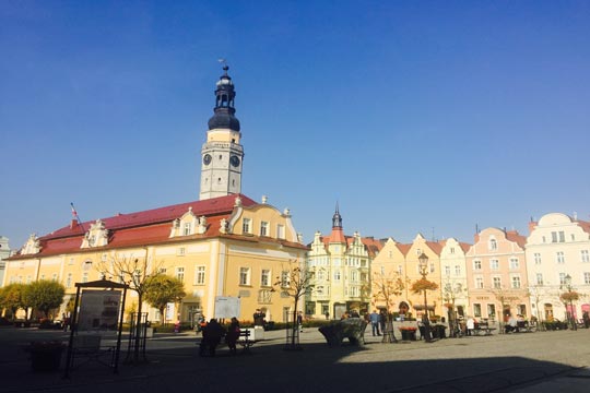 Місто доброго тону і глини