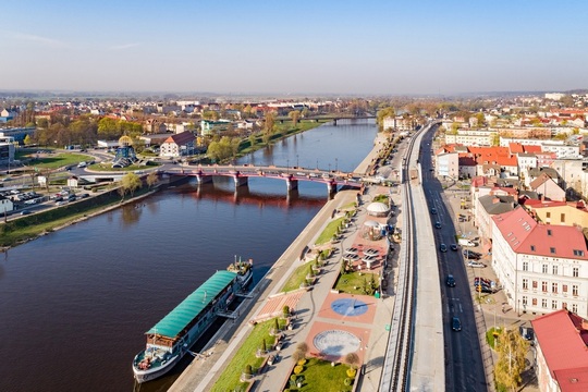 Ґожув-Великопольський: джаз, пташині трелі та екскурсія криголамом...